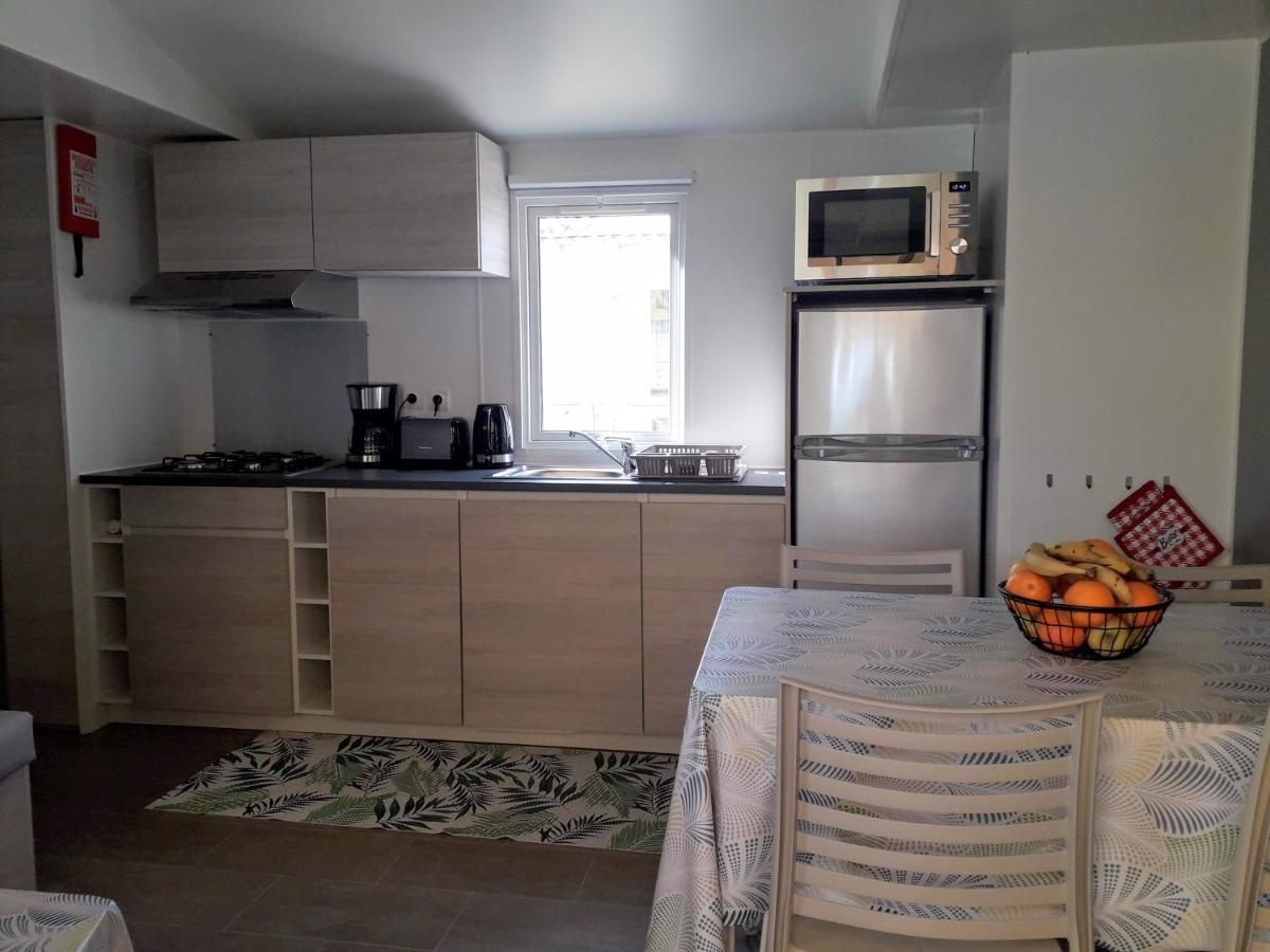 Mobil Home Neuf 2 Chambres 6 Personnes Saint Aygulf Plage Fréjus Buitenkant foto
