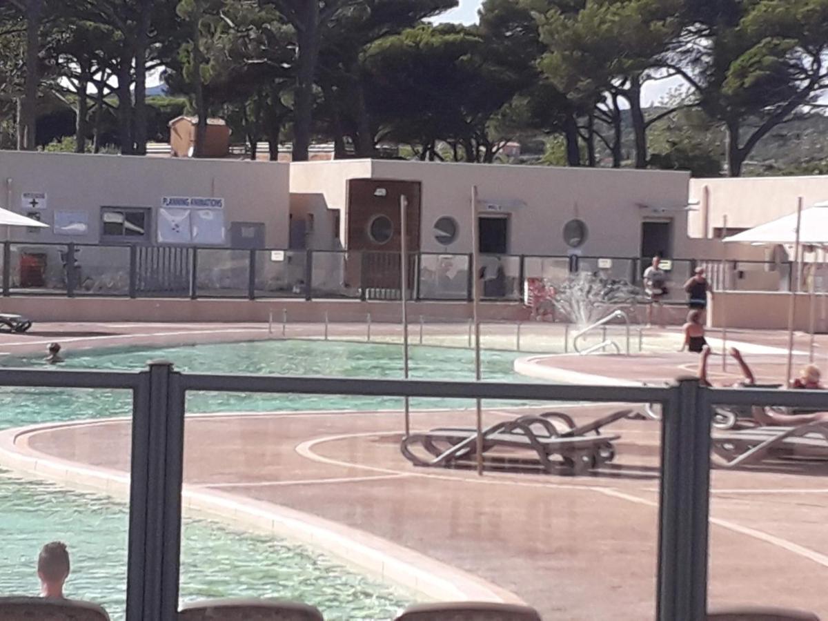 Mobil Home Neuf 2 Chambres 6 Personnes Saint Aygulf Plage Fréjus Buitenkant foto